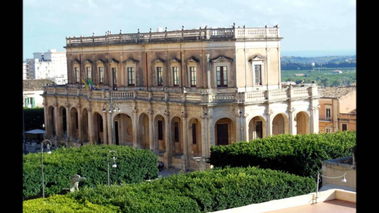 Maride Holiday Noto Extérieur photo