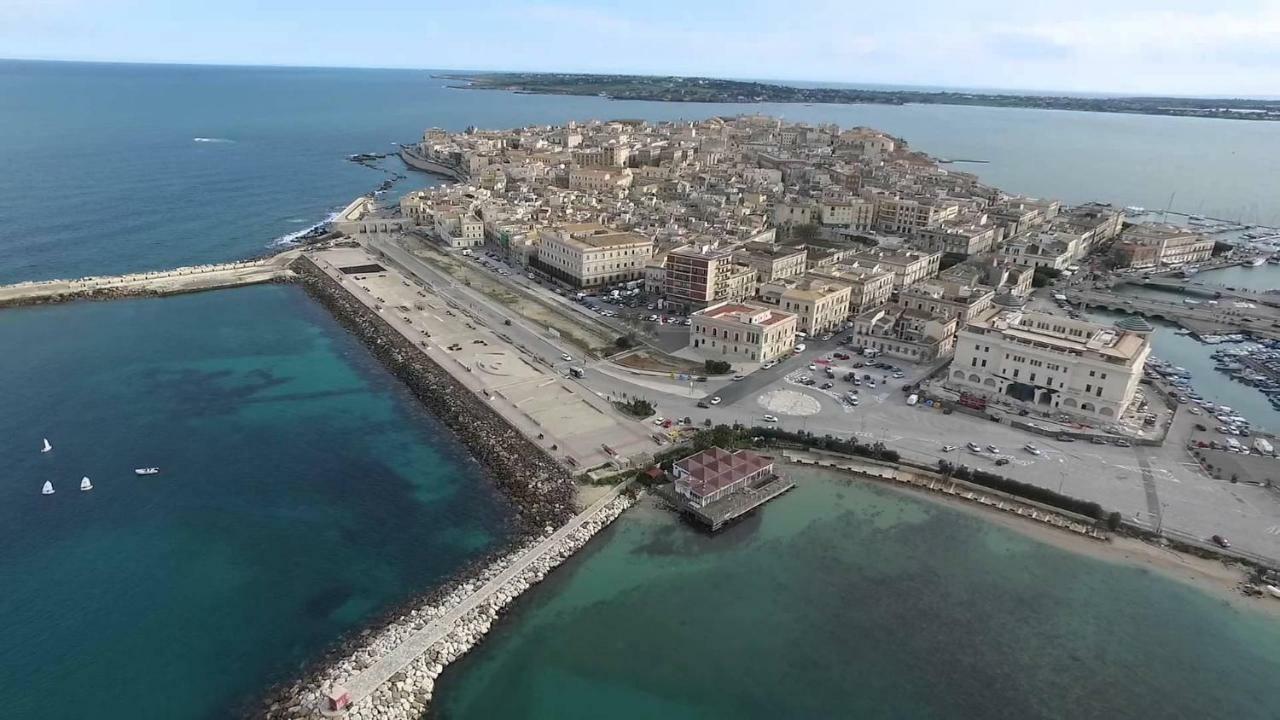 Maride Holiday Noto Extérieur photo